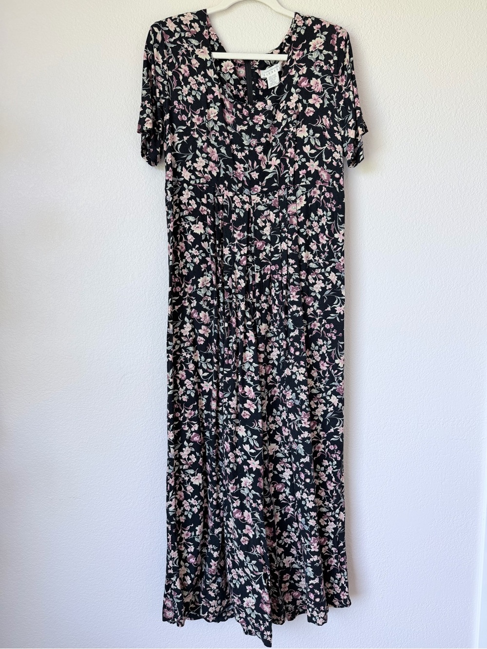 Vintage Express Floral Wide Leg Jumpsuit Black Pink Rayon Size 14 Shoulder Pads